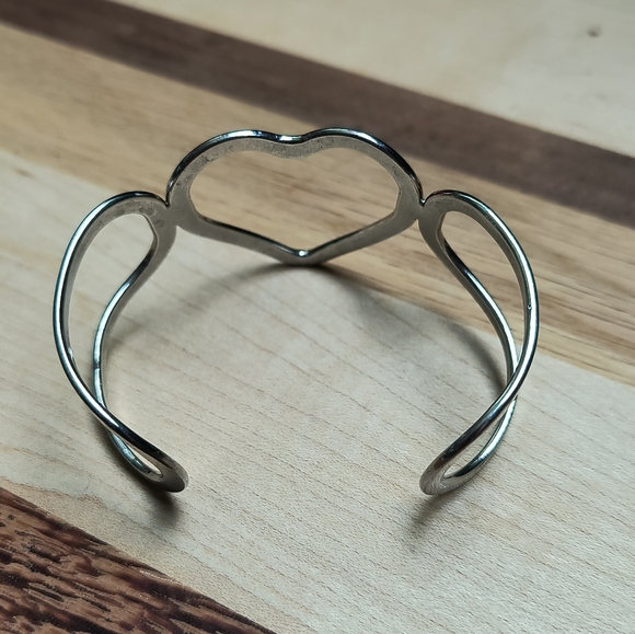Open Cuff Bracelet Heart Silver Tone Metal Thin Small - Picture 4 of 12